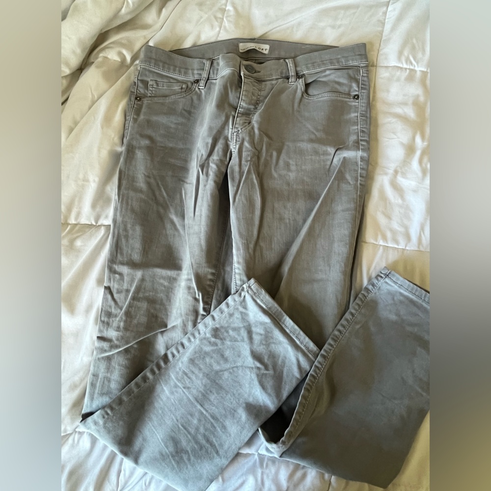 LOFT Skinny Jeans in Light Gray